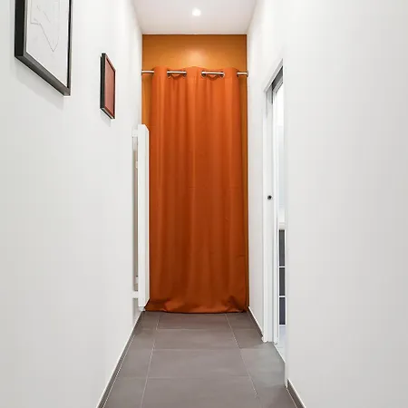 Apartment Les Ames Heureuses-pere Lachaise-wifi By La Cle Des Expos In Paris